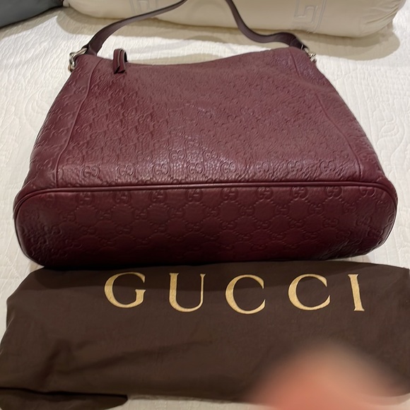 Authentic Gucci maroon leather hobo bag - Picture 17 of 17